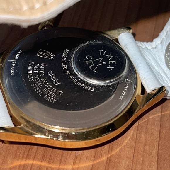 Vintage Timex True Moonphase MCell Roman Numeral Rare Watch - Picture 9 of 10